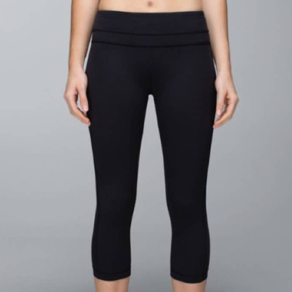 Lululemon Up The Pace Crop Leggings Black - Picture 1 of 8